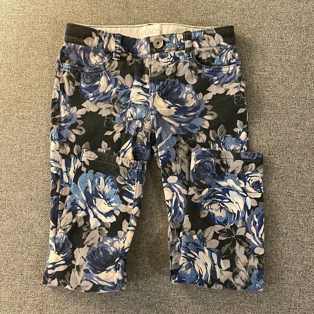 The Children’s Place pants size 6